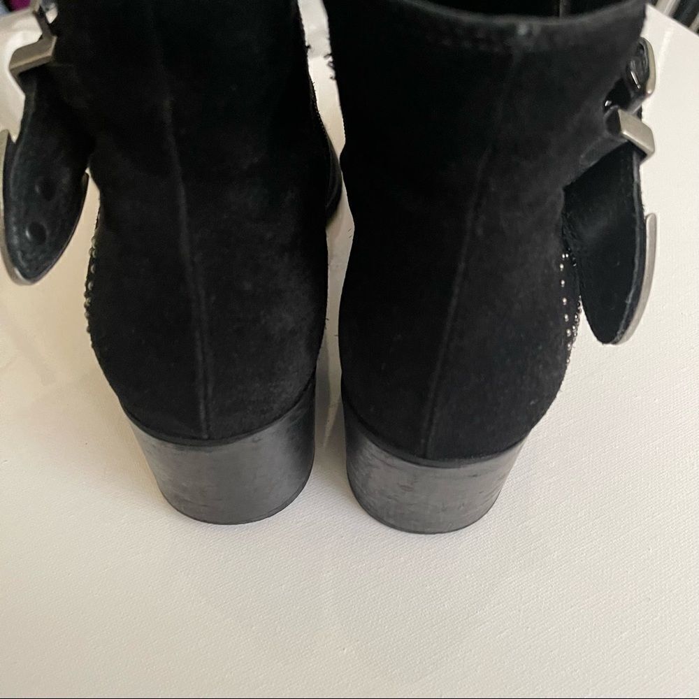 BIANCO Boots Black Suede Bucke Size 7 studded - Picture 2 of 8